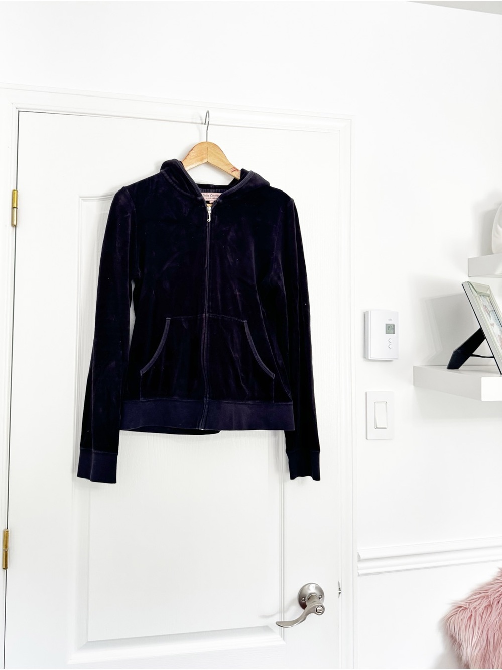JUICY COUTURE | Vintage Velvet Zip-Up Hoodie - Black